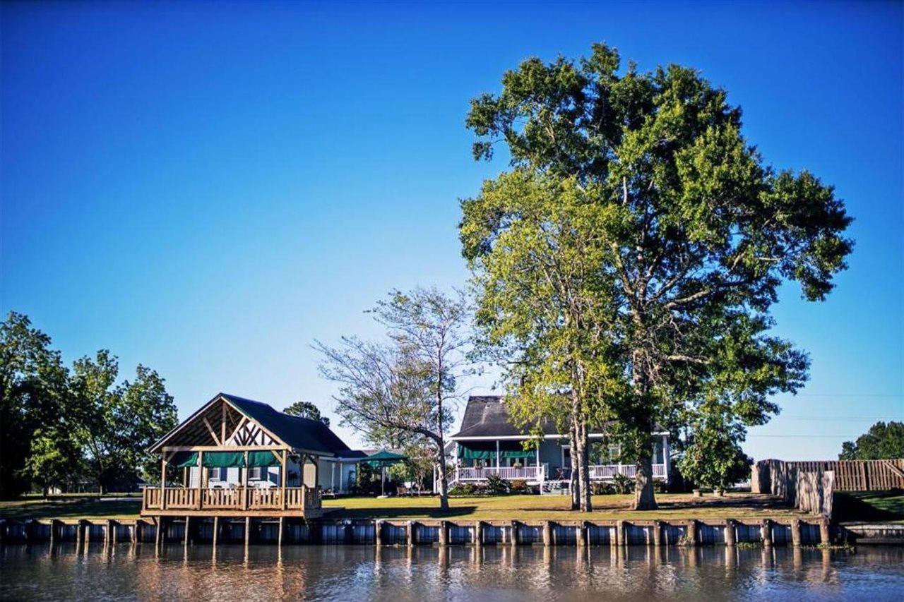 A Chateau On The Bayou Bed & Breakfast Raceland Екстериор снимка