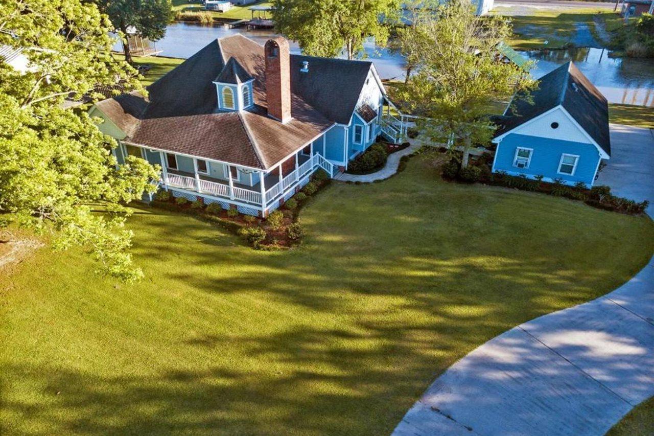 A Chateau On The Bayou Bed & Breakfast Raceland Екстериор снимка